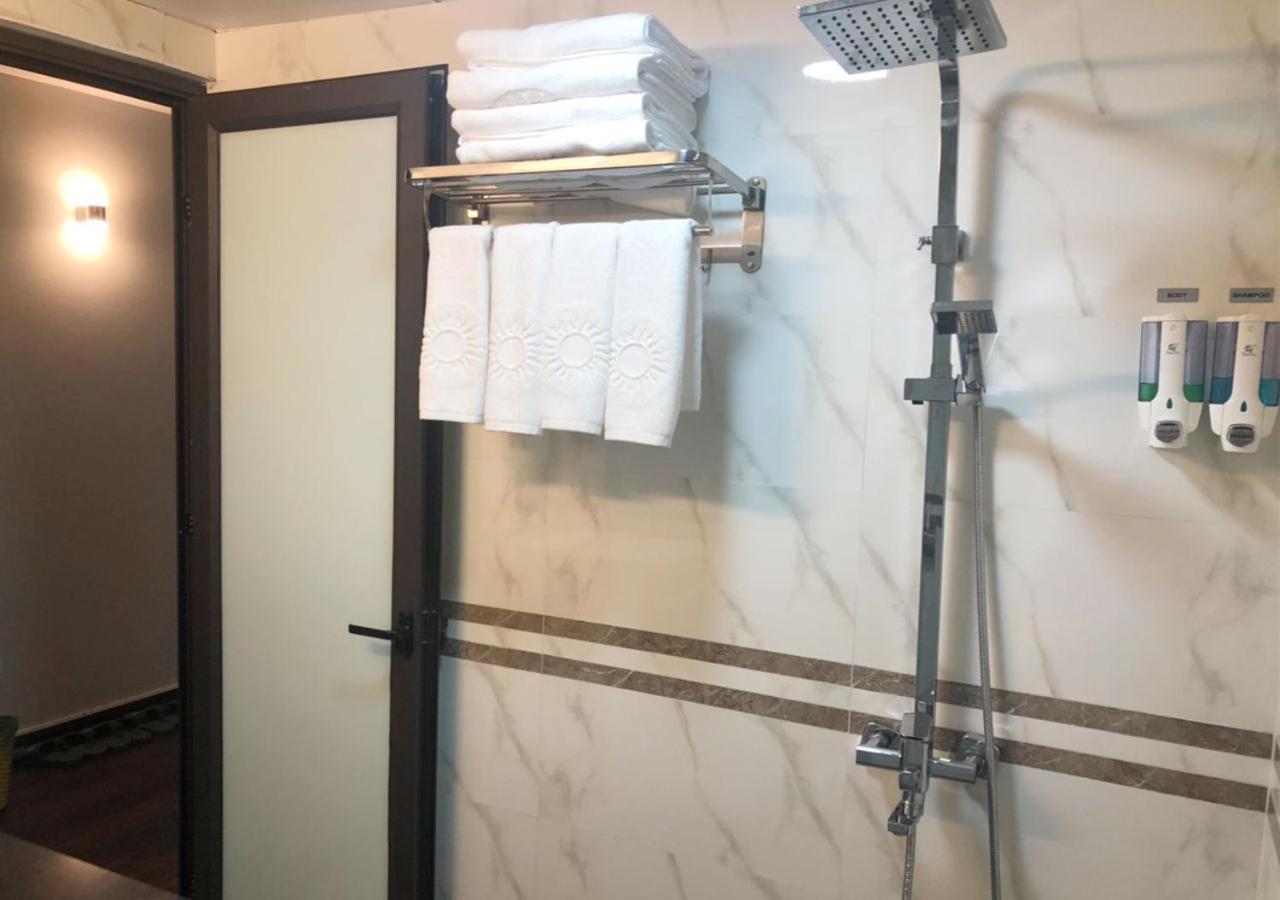 Family Suite Hotel Ханой Екстериор снимка