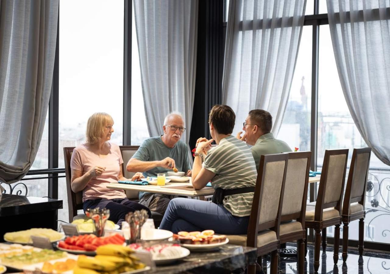 Family Suite Hotel Ханой Екстериор снимка